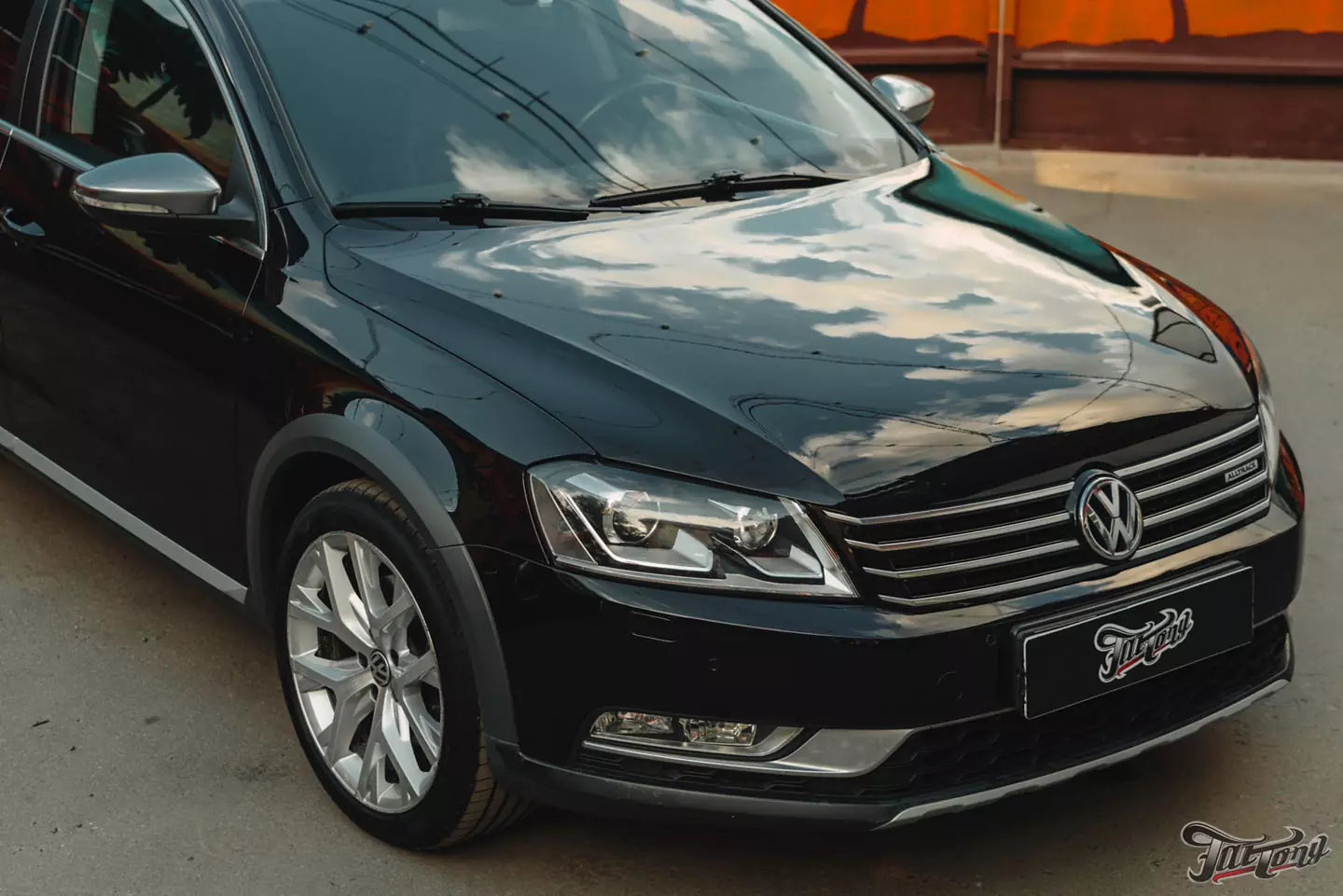 Перекрасили капот и крышу Volkswagen Passat после снятия пленки! +Детейлинг